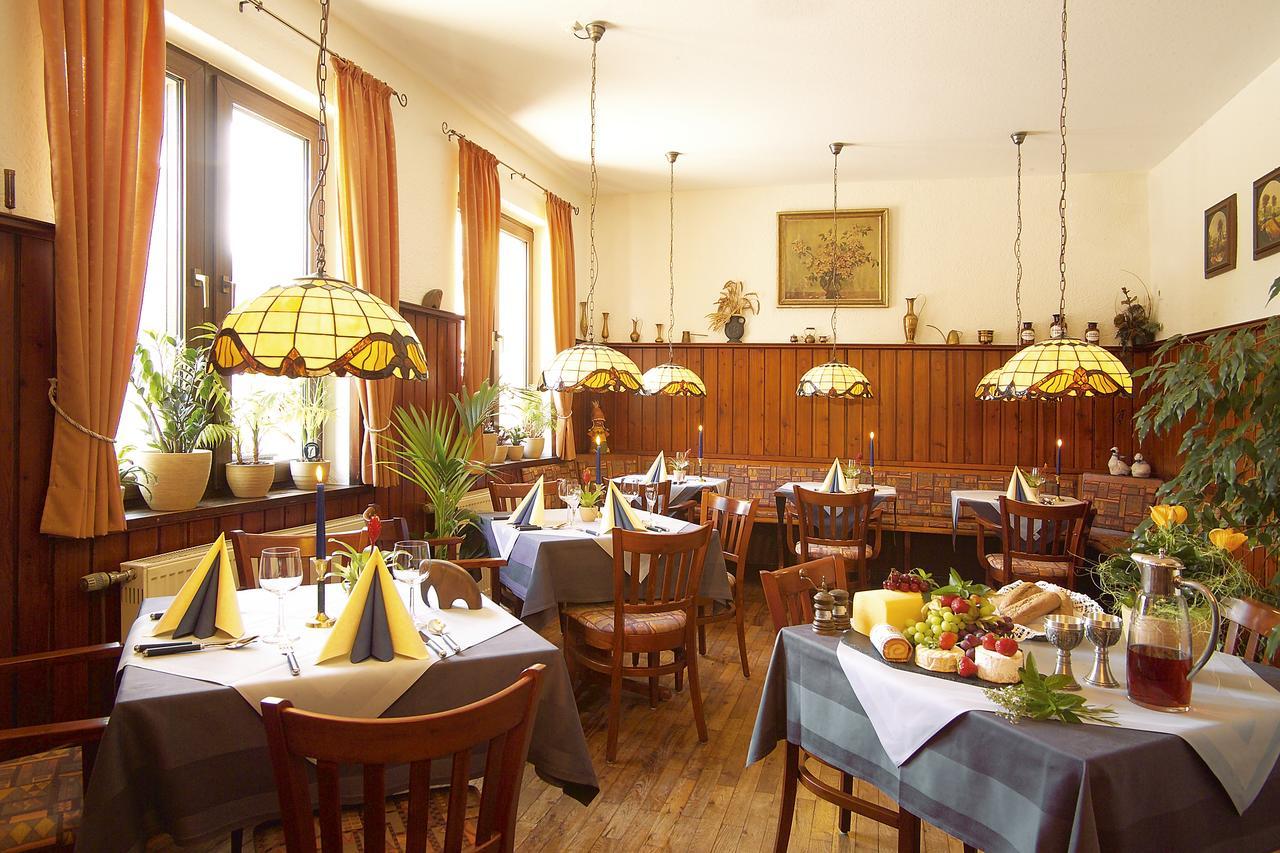Hotel & Gasthof Zum Loewen Eisenach Extérieur photo